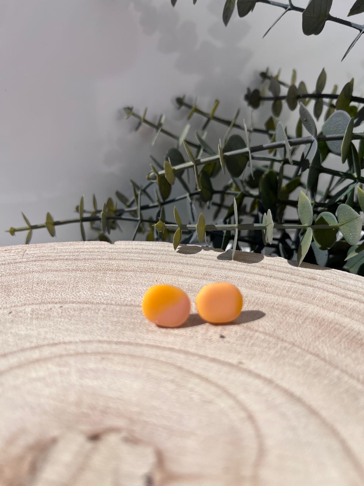 Studs Redondos Naranja Melocotón