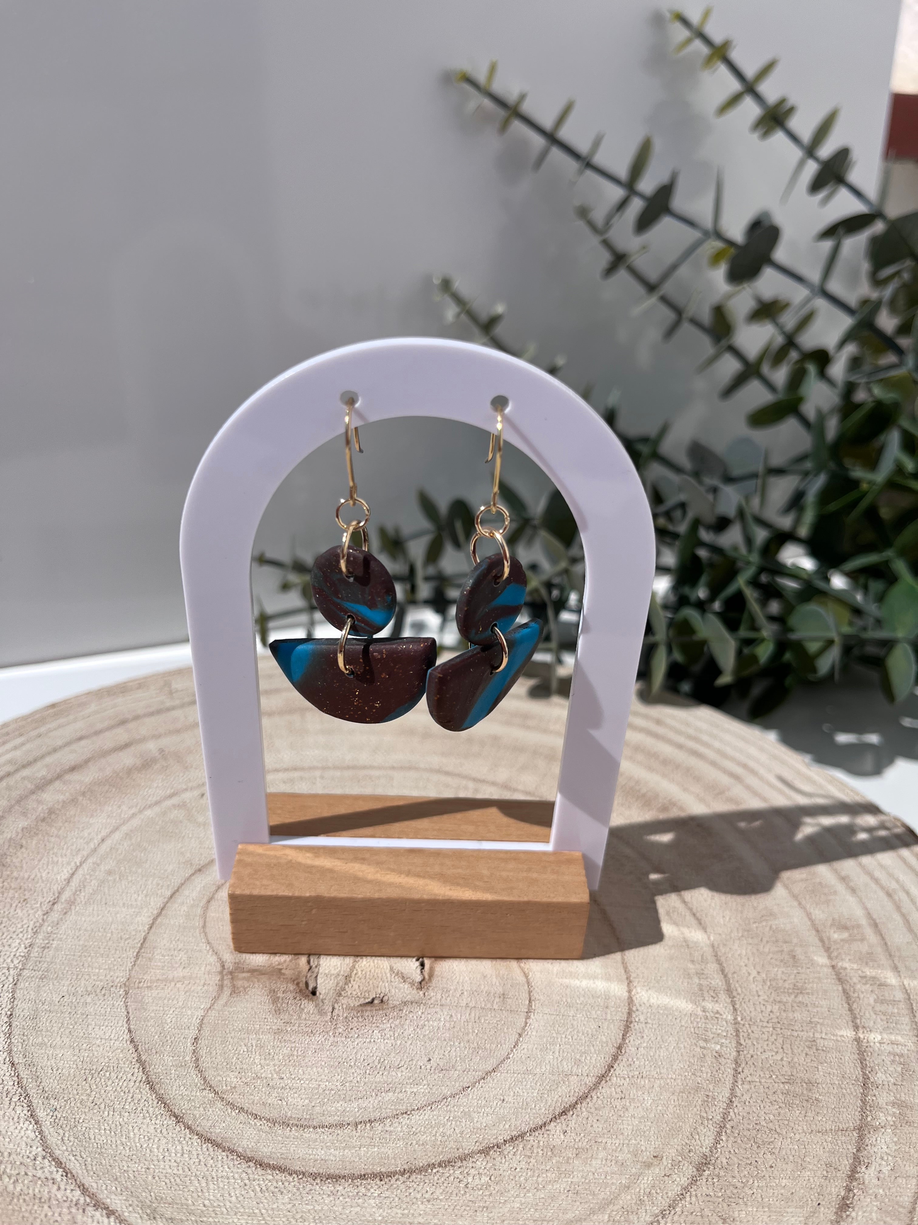 Semicírculo Chocolate Azul Dorado