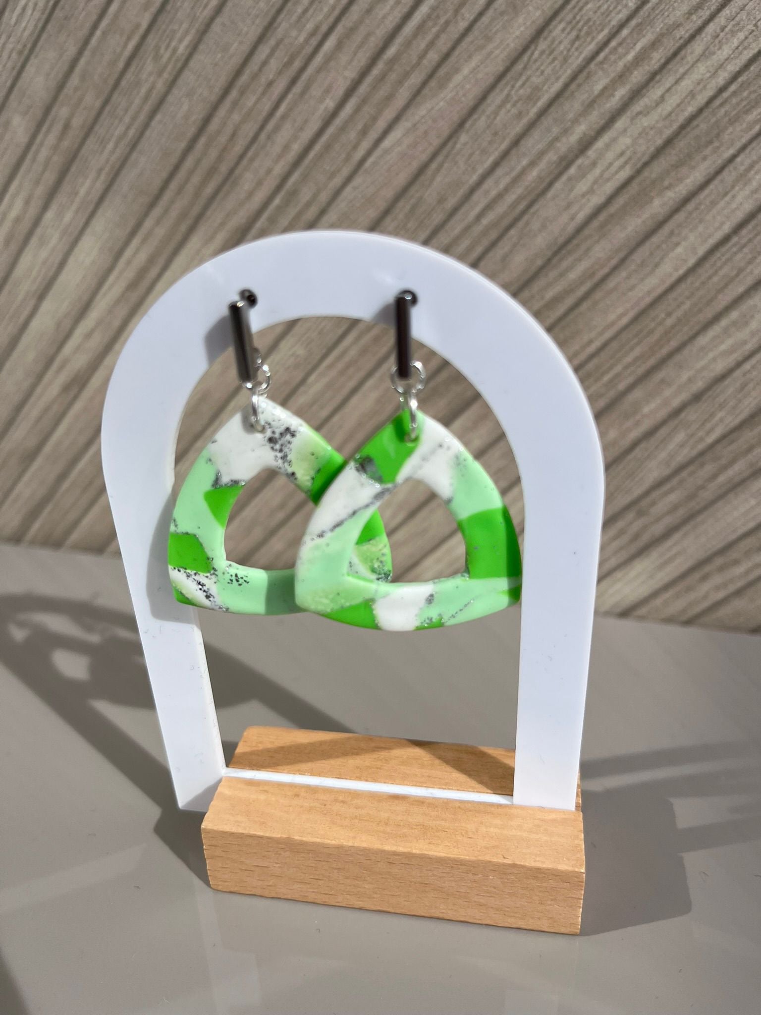 Triángulos Verde Bicolor