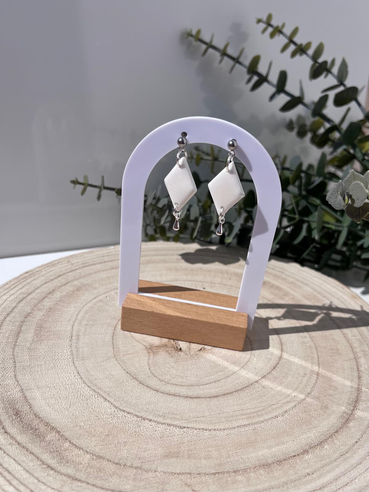 Rombos Blancos Gota Plateada