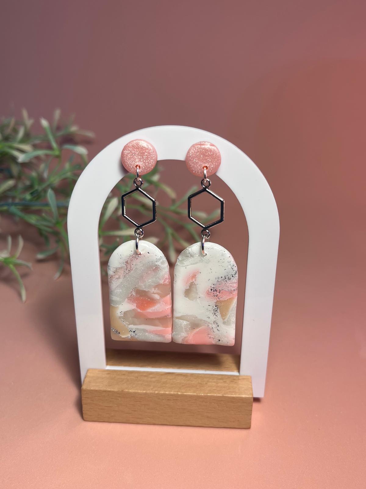 ALMA – Pendientes mármol rosa blanco arcilla polimérica artesanales hechos a mano | Gradi Handmade