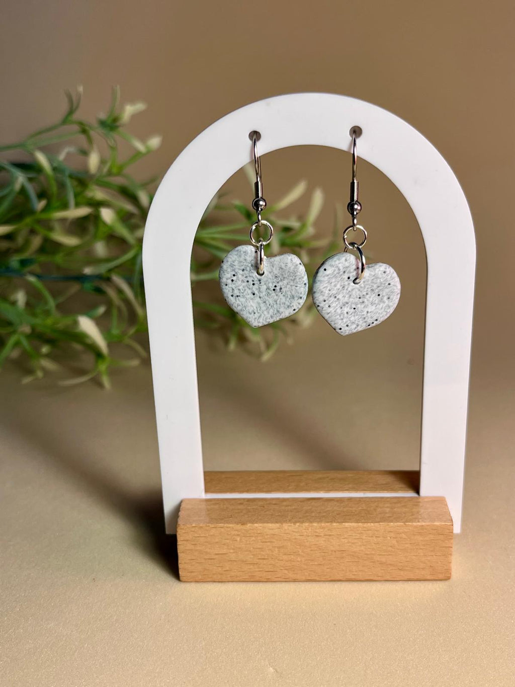 STONE BALANCE – Pendientes dúo círculo caqui granito gris arcilla polimérica artesanales | Gradi Handmade