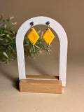 MUSTARD – Pendientes amarillo mostaza arcilla polimérica artesanales | Gradi Handmade