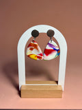 DROP - Pendientes artesanales gota marmolada multicolor con botón plateado