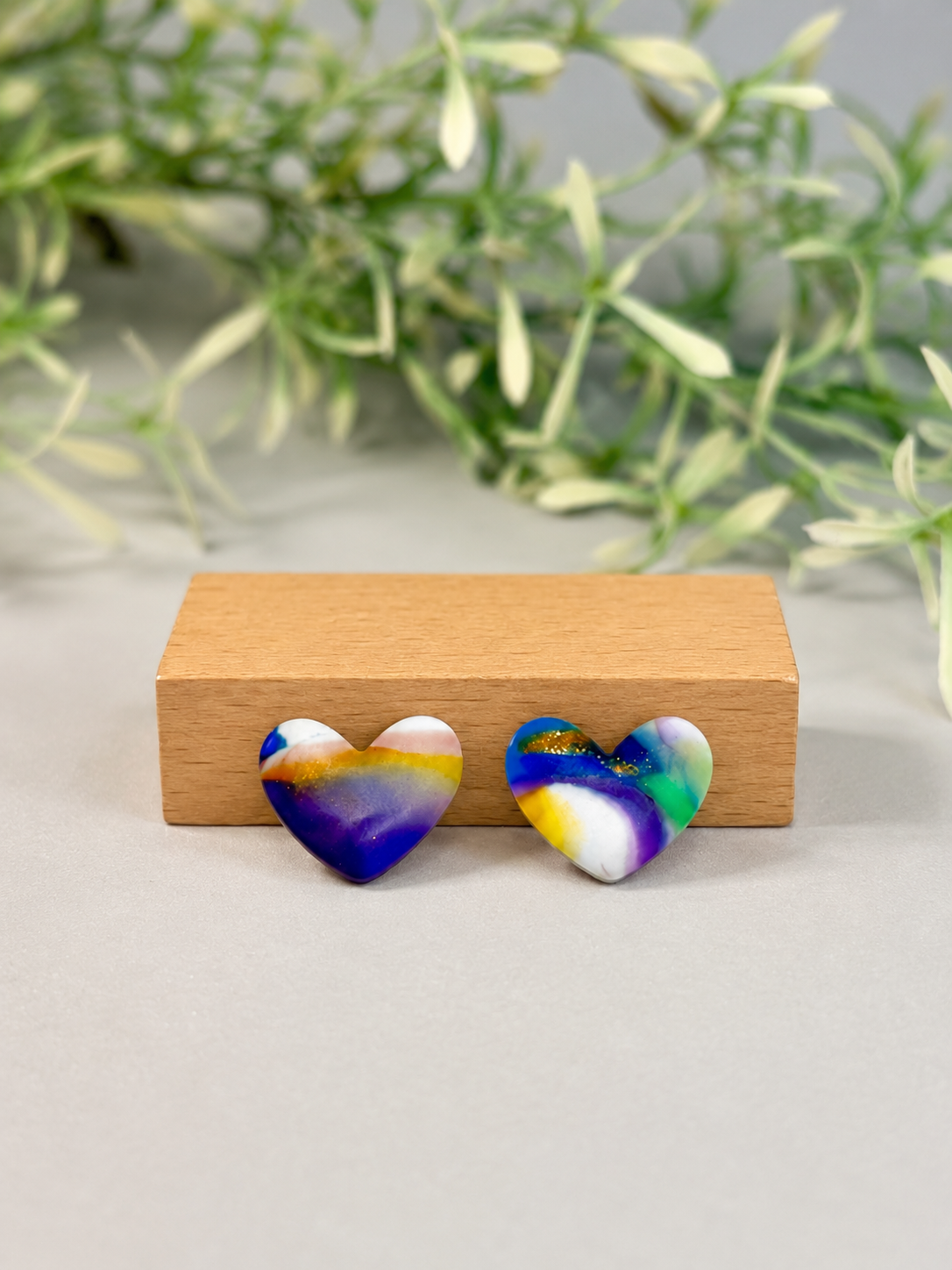 Pendientes Amore artesanales de arcilla polimérica