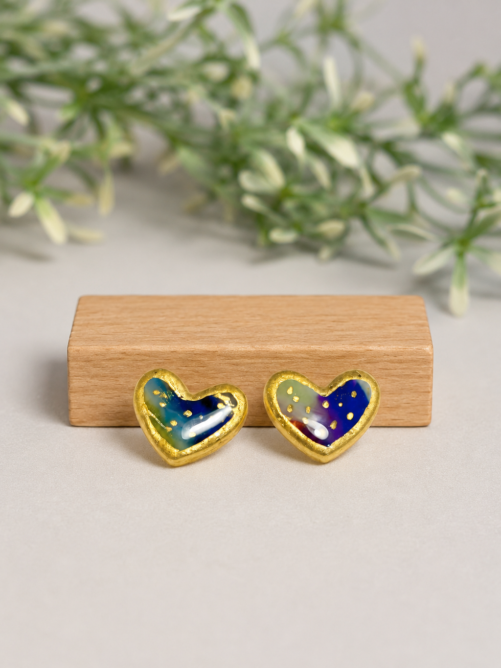 Pendientes Amore artesanales de arcilla polimérica